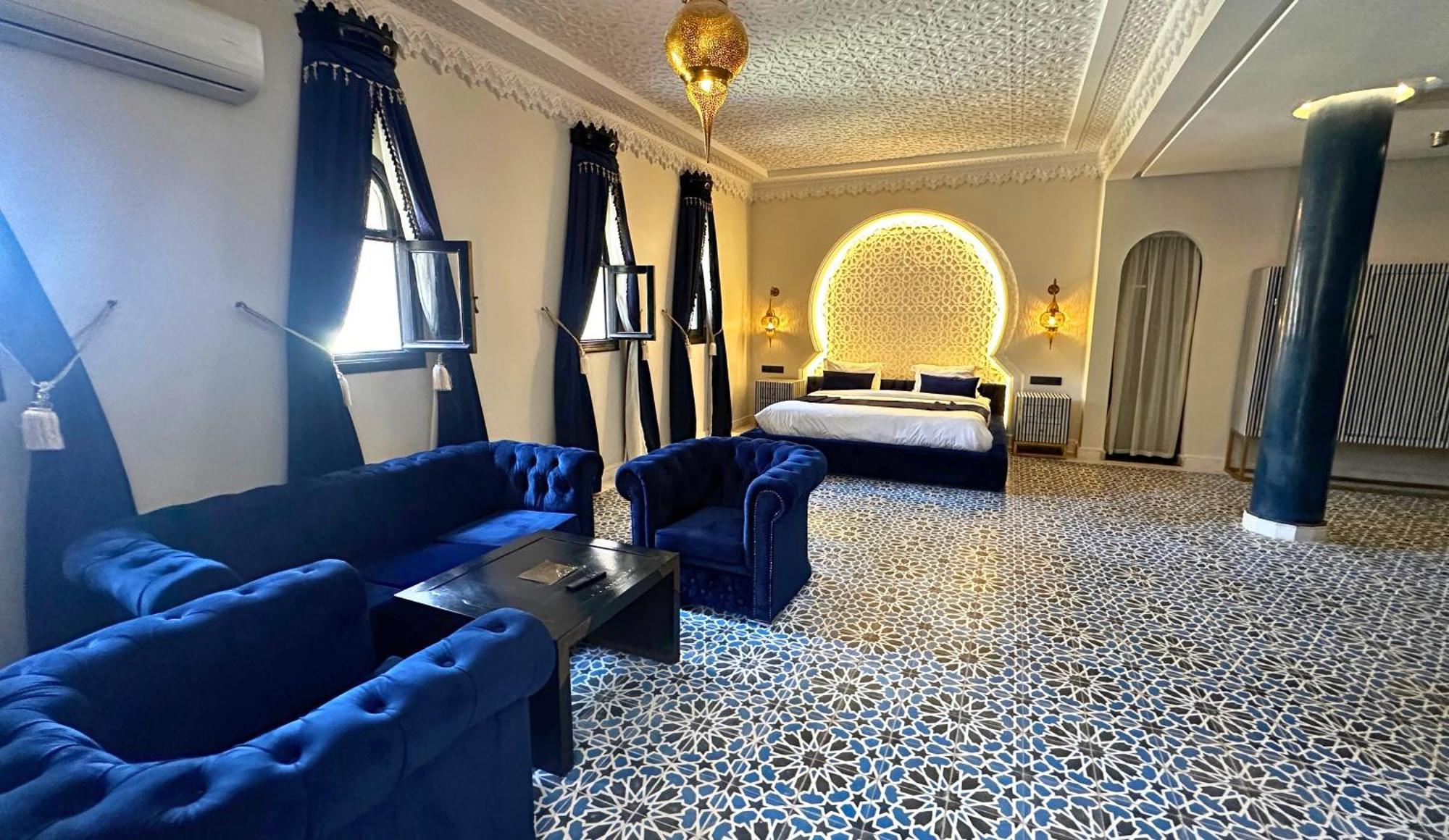 Nomadz Palace Touggana Bagian luar foto