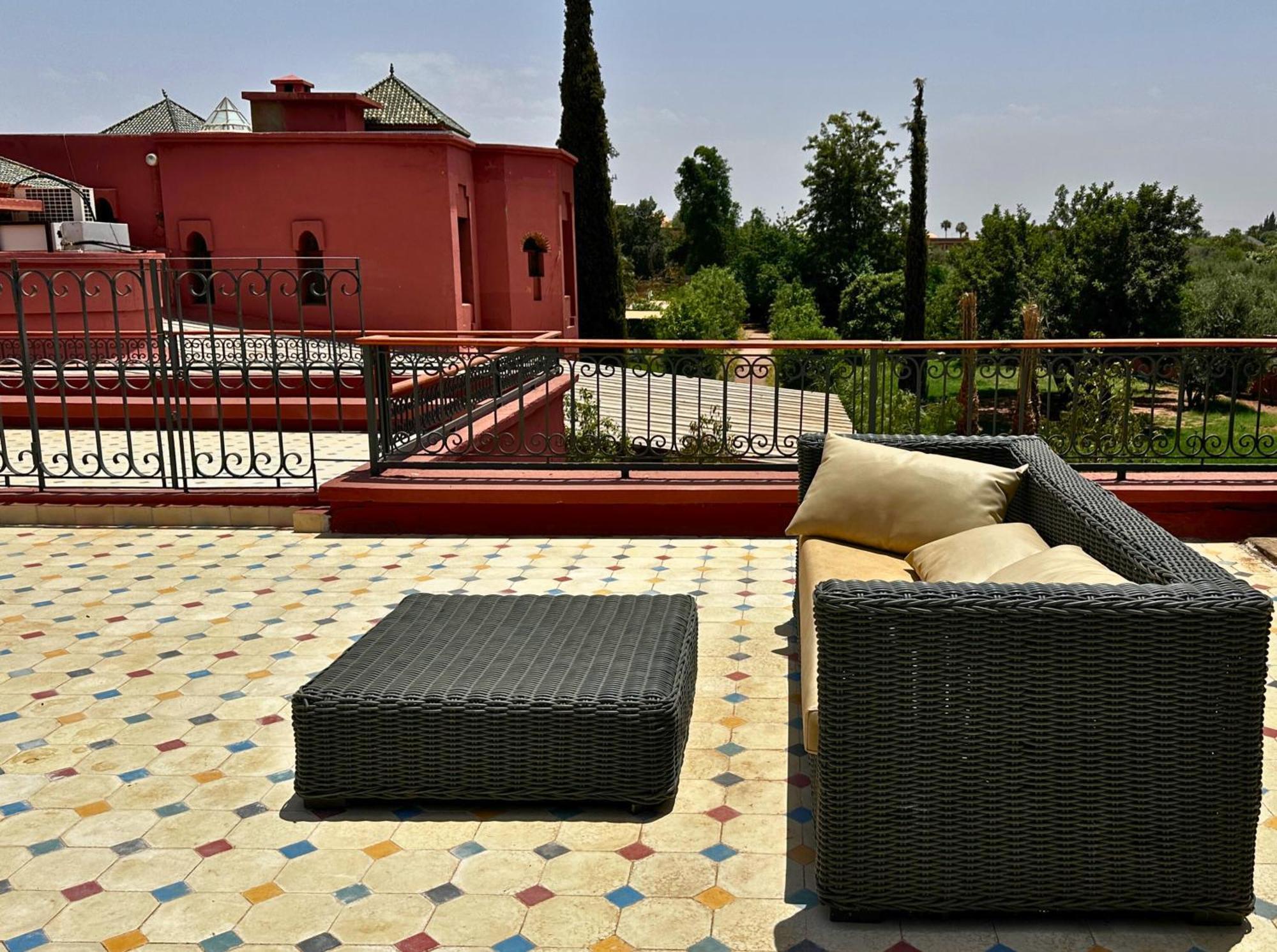 Nomadz Palace Touggana Bagian luar foto